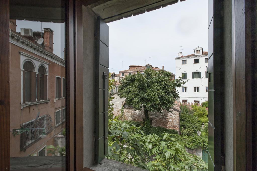 Residenza Tiziano Apartment Venice Bilik gambar